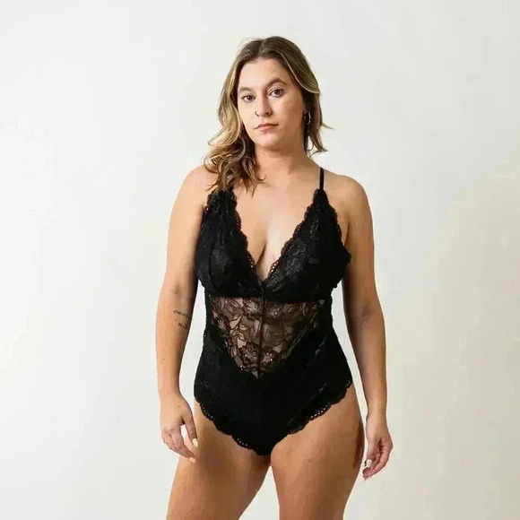 Black Lace Front Scallop Lace Trim Teddy Cheeky Bodysuit - Picture 5 of 10